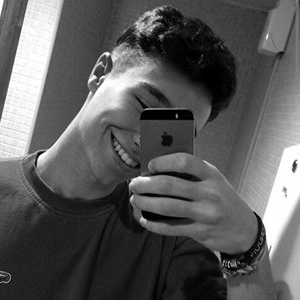 Carlos Linares